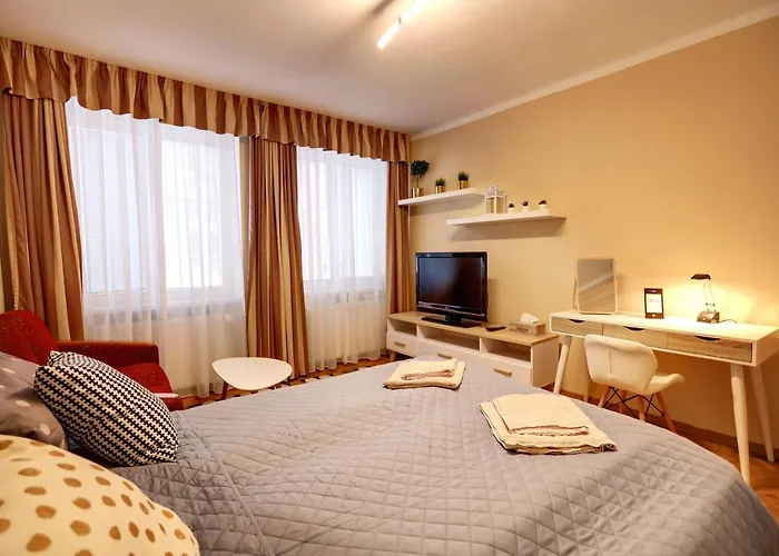 Old Town Apartment